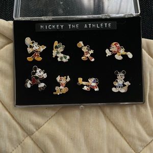 Original Mickey disney pins